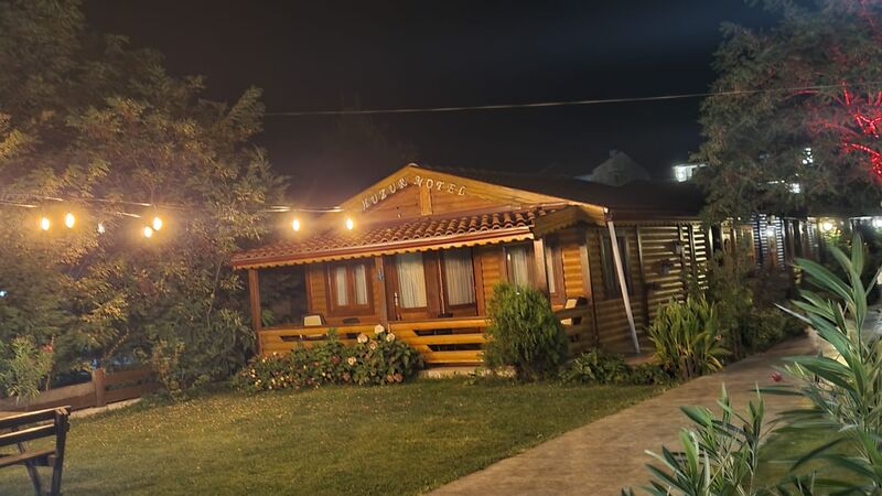 HUZUR BUNGALOVE