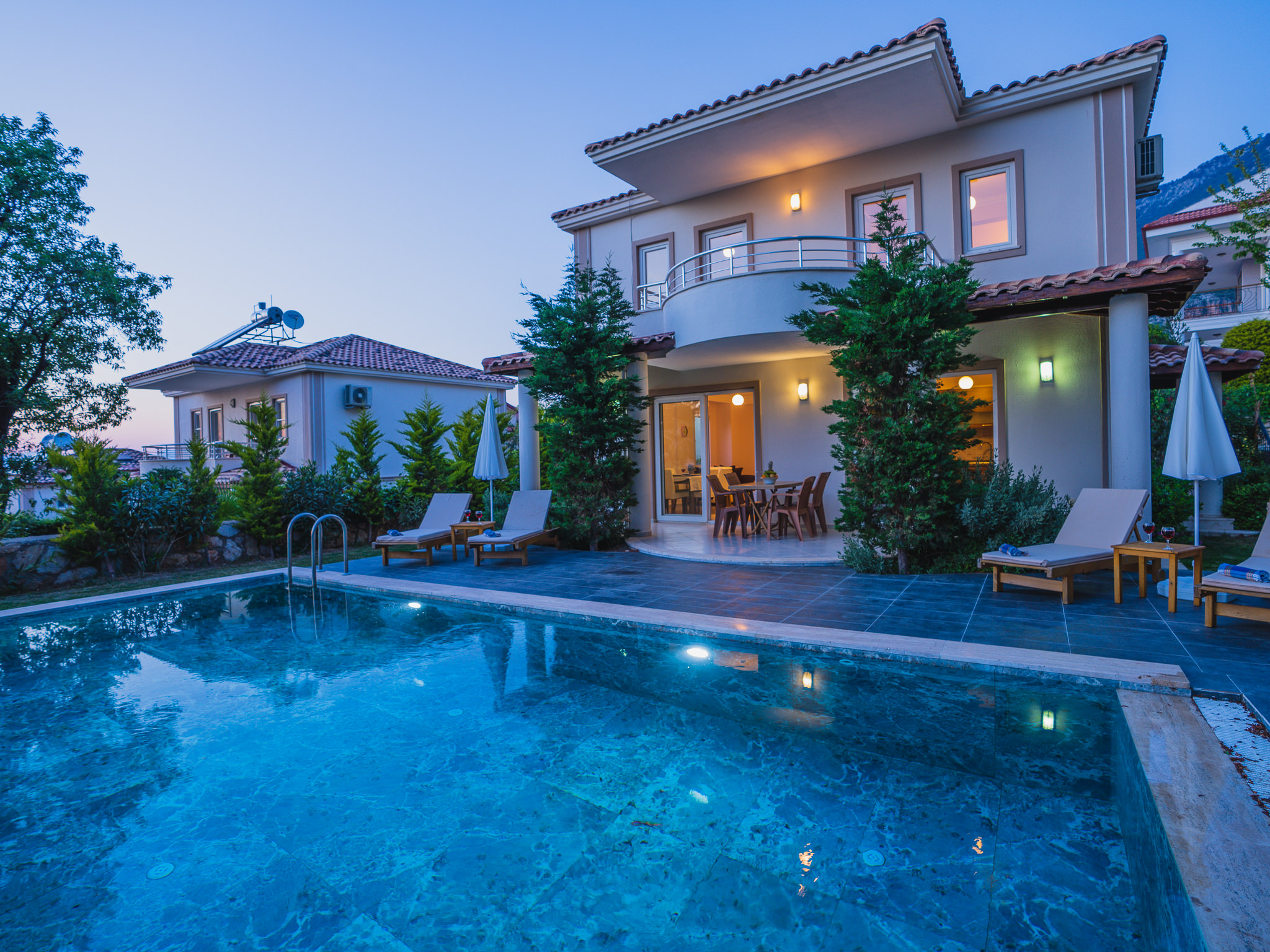 🏡 Villa Royal